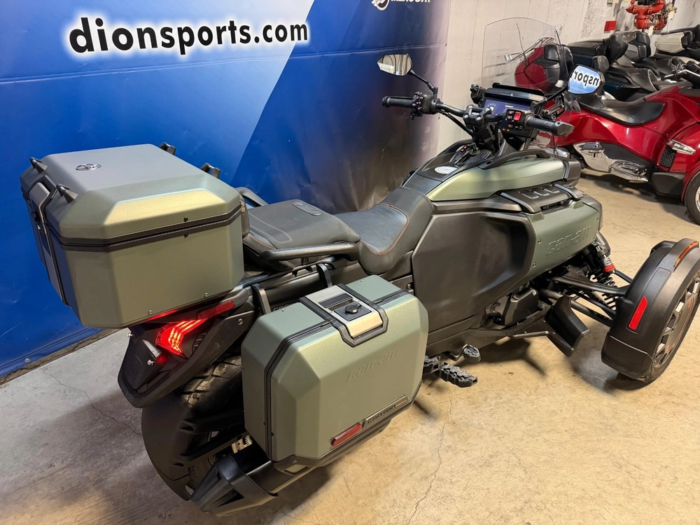 Can-am Spyder Canyon Redrock 2025 alt