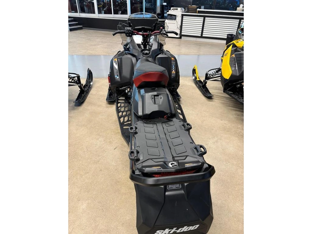 Ski-doo Renegade Enduro 900r 2025 alt
