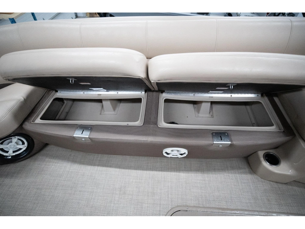 2016 Regency 254dl3 alt