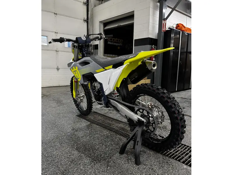 2024 Husqvarna FC 350 thumbnail 4