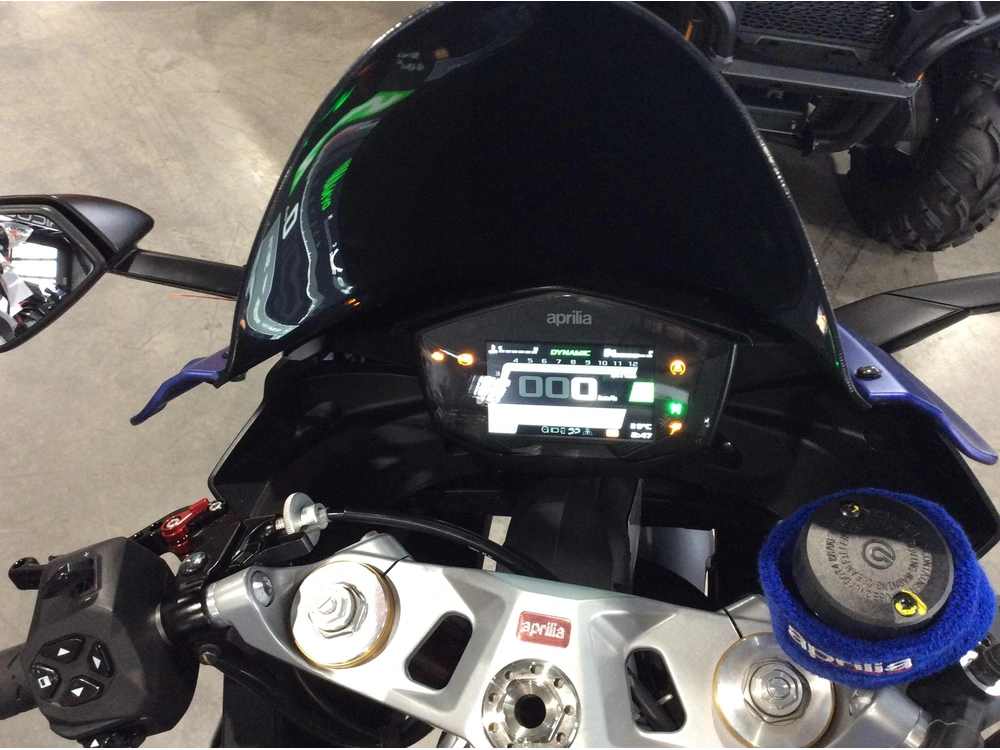 Aprilia Rs 660 Tribute 2023 alt