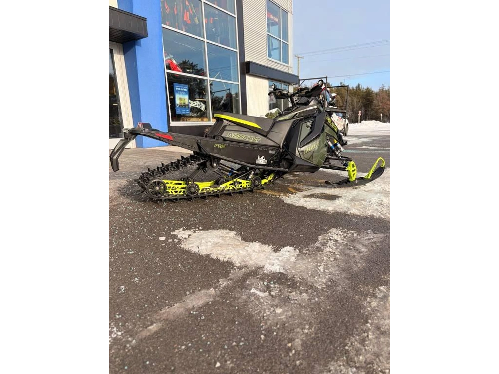 Polaris S24tlc8rs 2024 alt