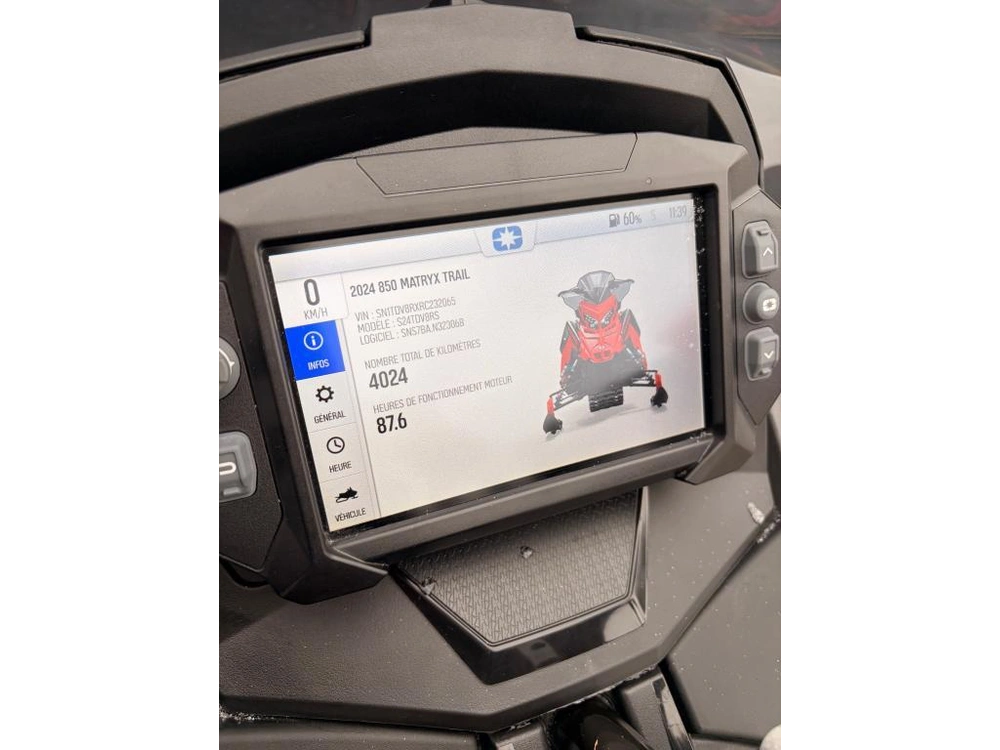 Polaris Indy Vr1 137 2024 alt