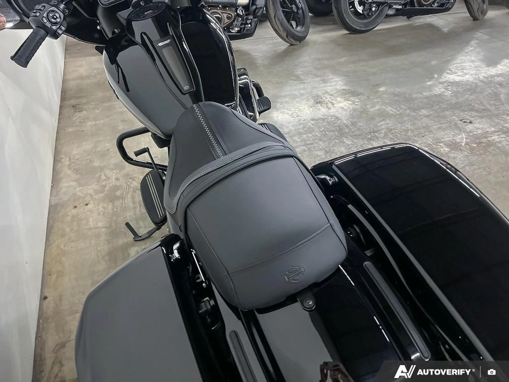 2025 Harley-davidson Flhx - Street Glide® alt