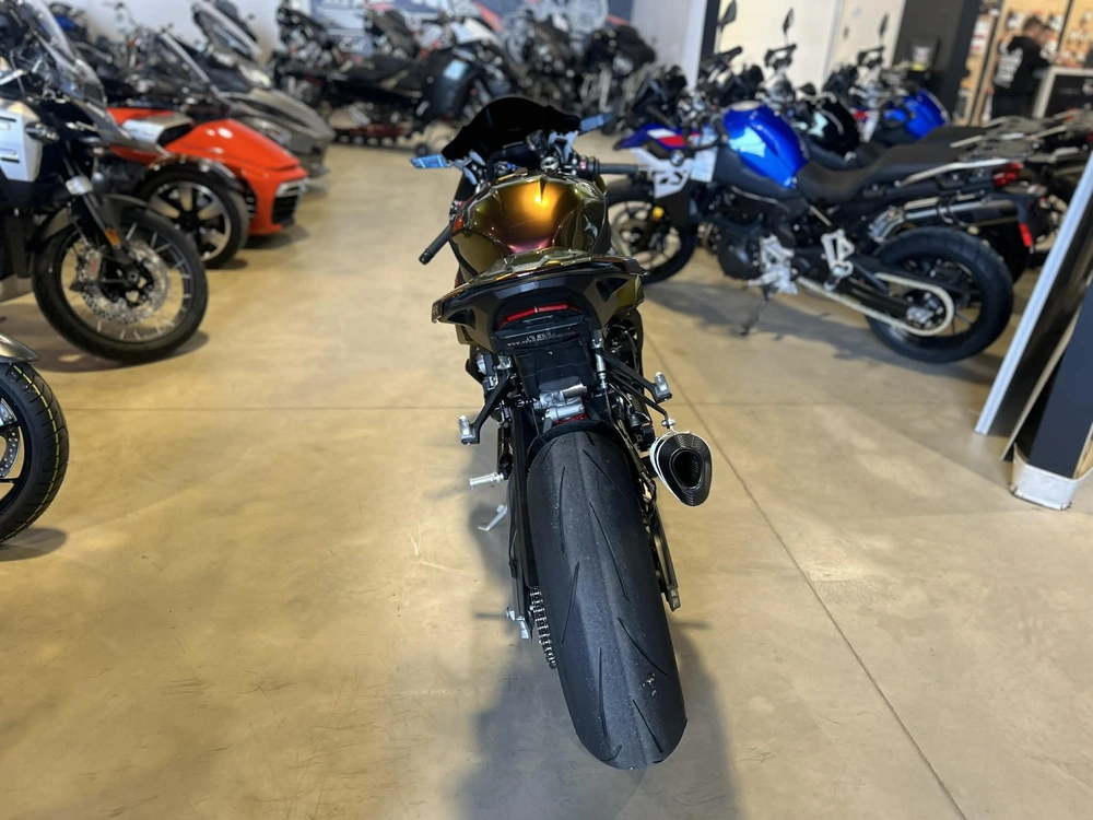 Bmw S1000rr 2025 alt