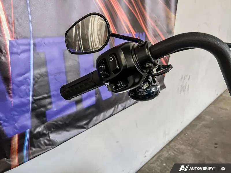 2025 Harley-Davidson FXBB - Street Bob® thumbnail 14