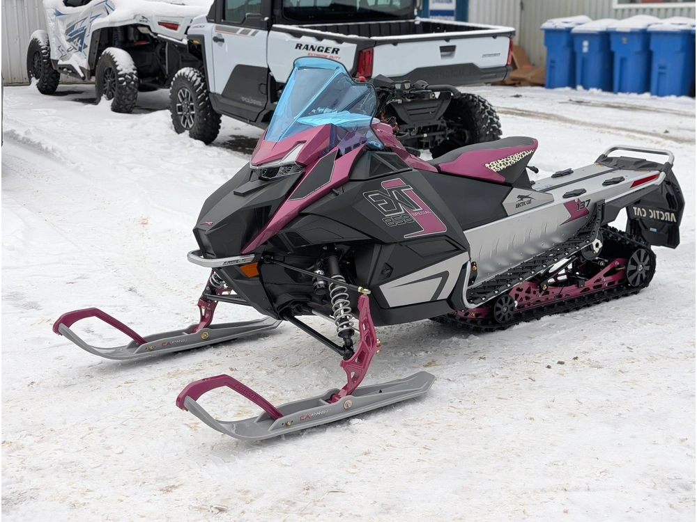 Arctic Cat Zr 858 137 Ext Eps Cn | 🏁 Ext 137 – Performance Sentier + Technologie Eps 🏁 | Direction Assistée 2026 alt