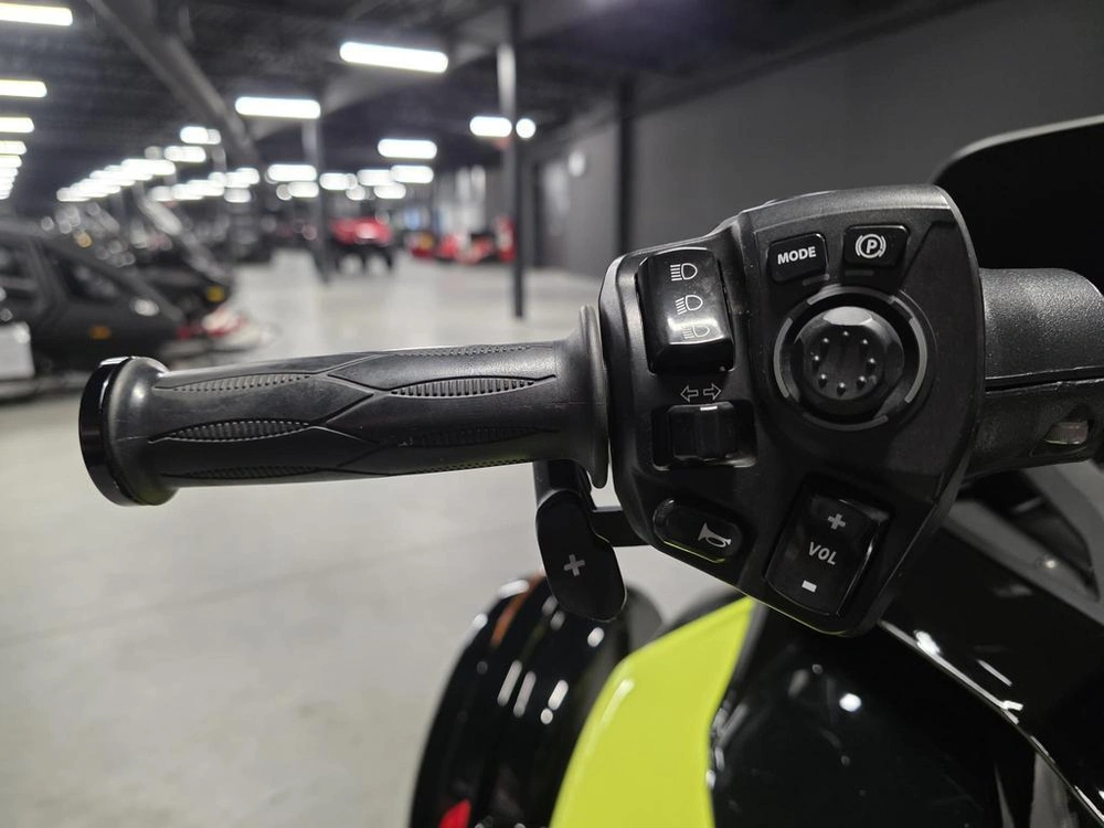 Can-am Spyder F3-s Special Series 2022 alt