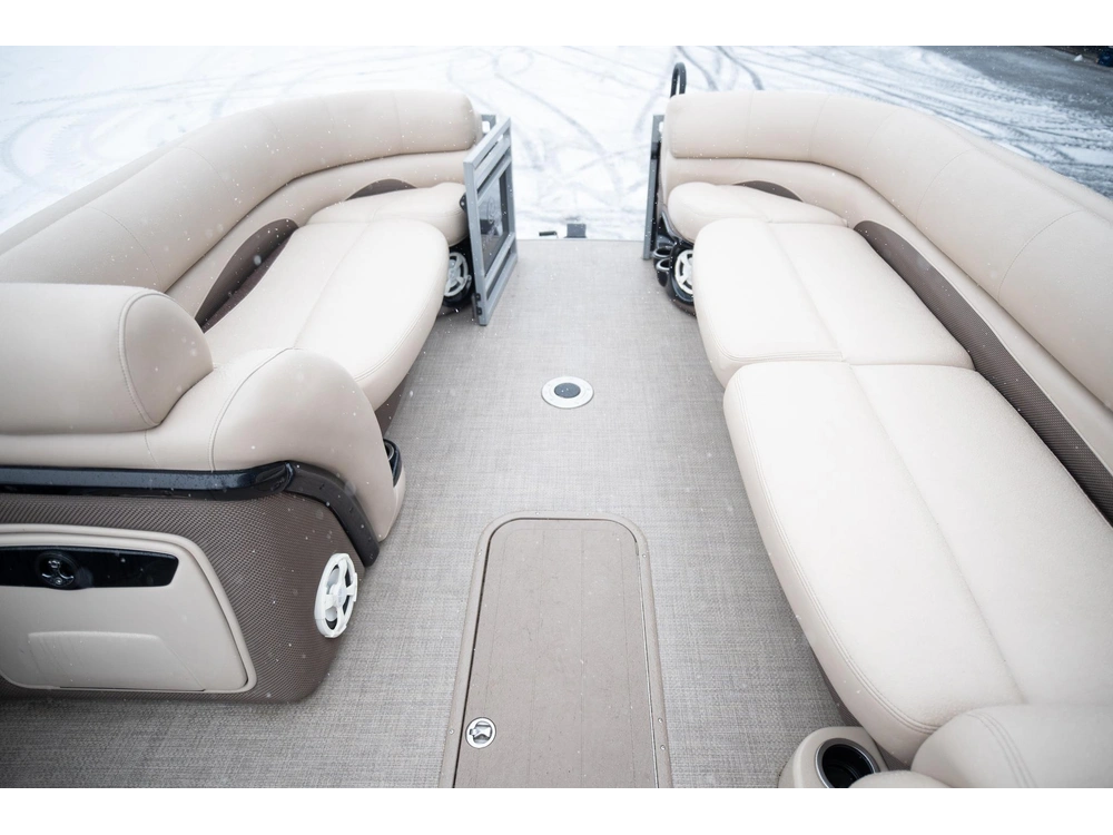 2016 Regency 254dl3 alt