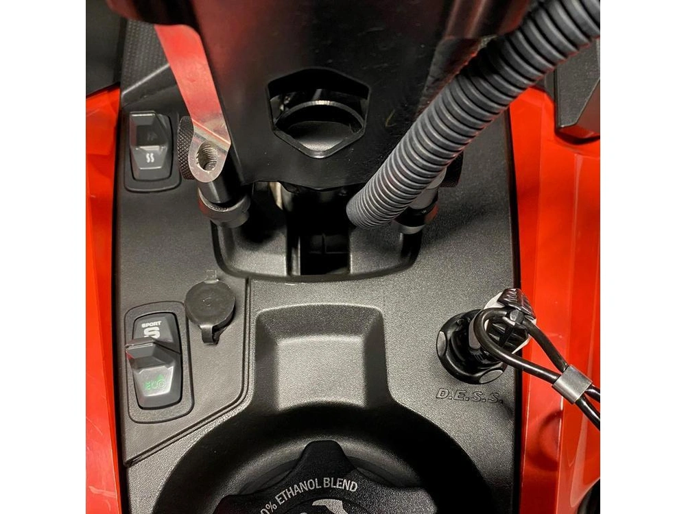 Ski-doo Renegade Enduro 900 Turbo 2019 alt