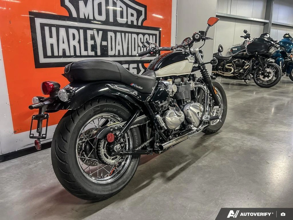 2023 Triumph Bonneville Speedmaster Sapphire Black/fusion White alt