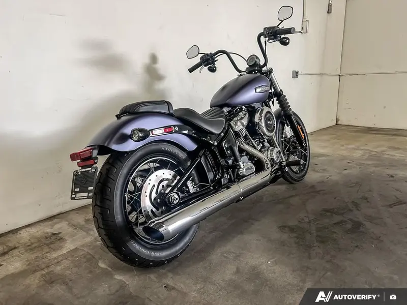 2025 Harley-Davidson FXBB - Street Bob® thumbnail 7