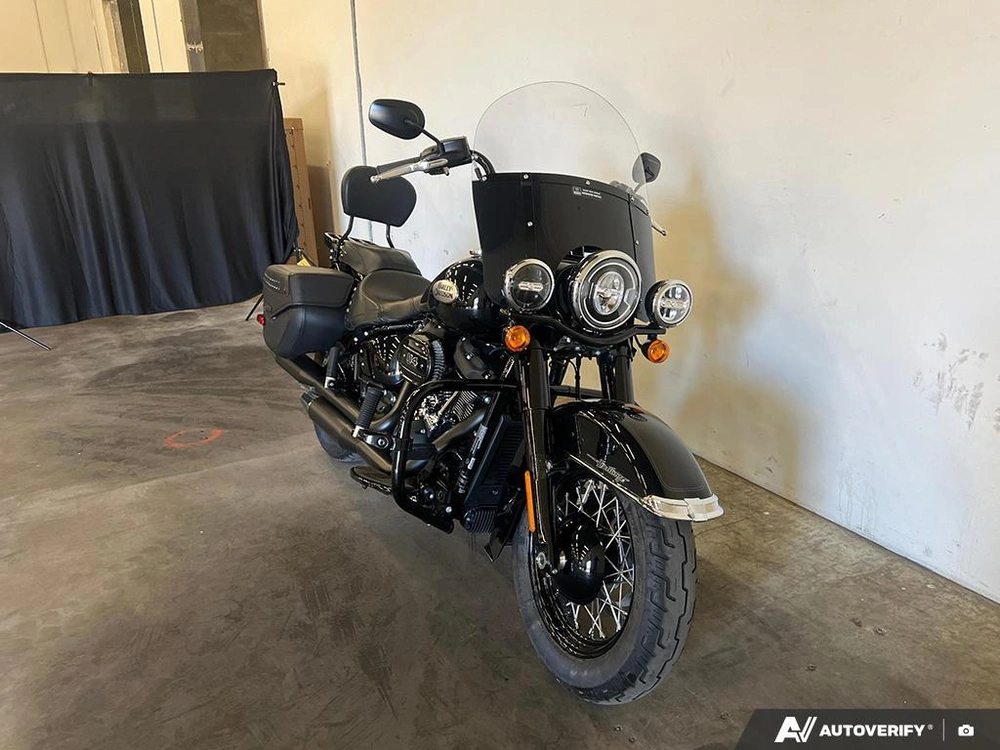 2024 Harley-davidson Flhcs - Heritage Classic alt