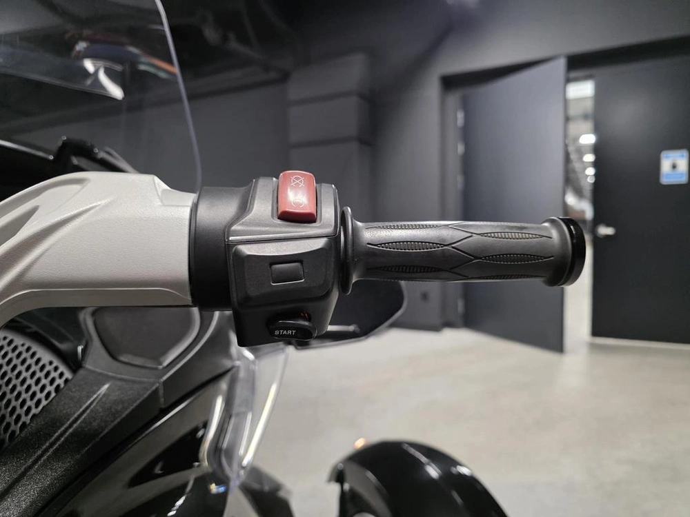 Can-am Spyder St Se5 2013 alt