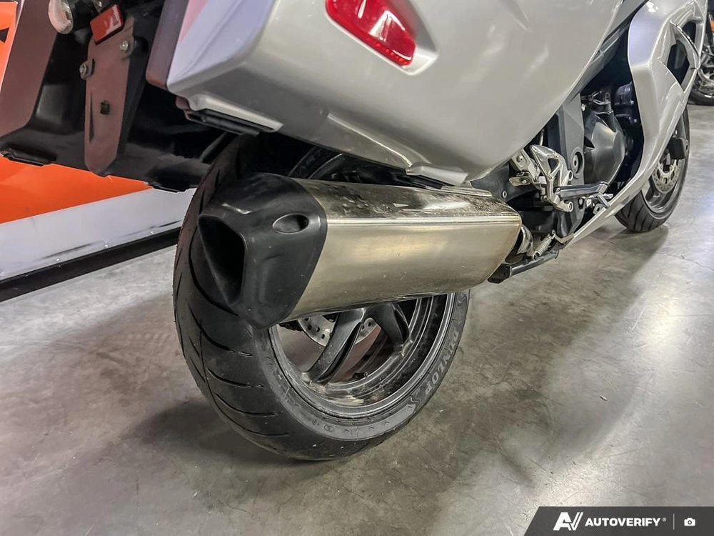 2011 Triumph Sprint Gt Sprint Gt 1050 alt