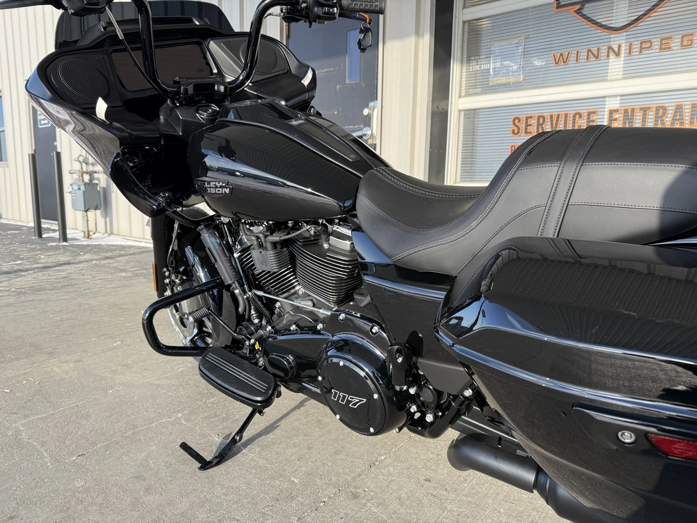 2026 Harley-davidson Road Glide alt