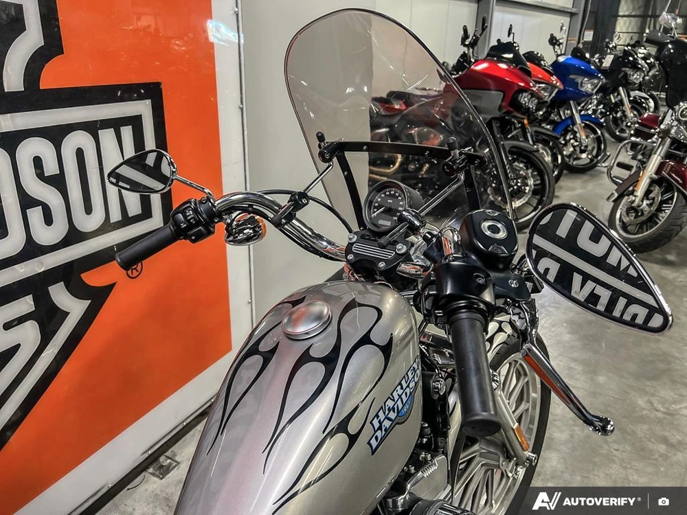 2009 Harley-davidson Xl883l Superlow alt