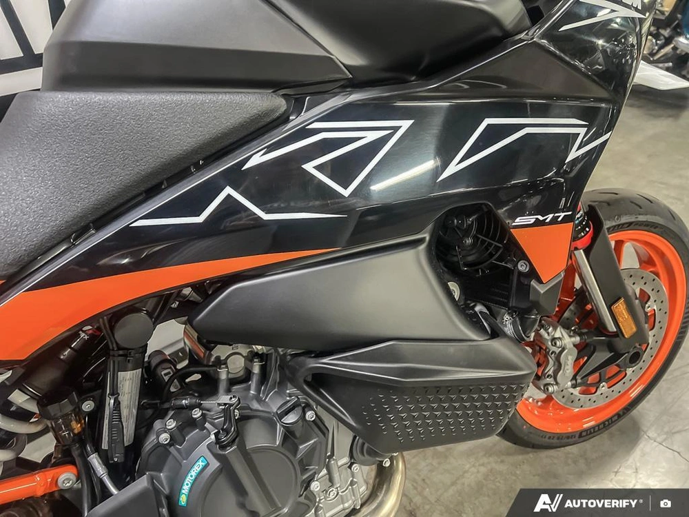 2024 Ktm 890 Smt alt
