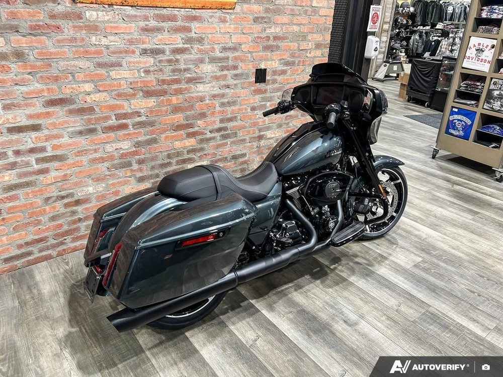 2025 Harley-davidson Flhx - Street Glide® alt