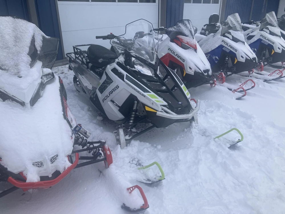 2025 Polaris 550 Voyageur 144 alt