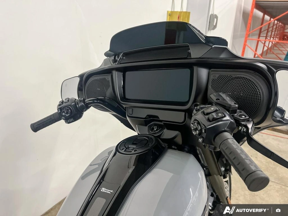 2025 Harley-davidson Flhx - Street Glide® alt