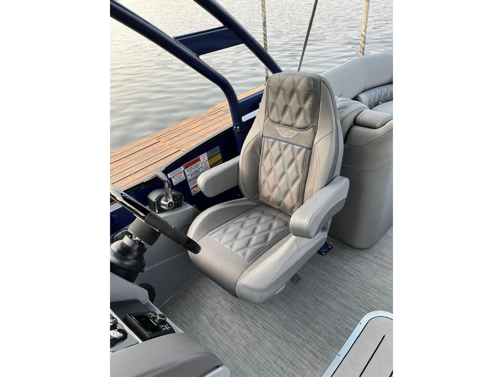 Bennington Marine 25 Rtf 2023 alt