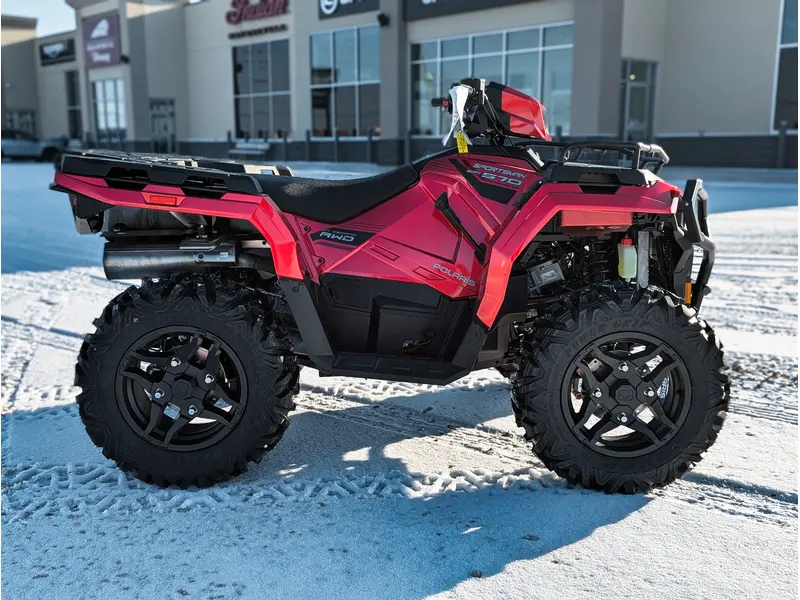 2026 Polaris Sportsman 570 Trail // Sunset Red