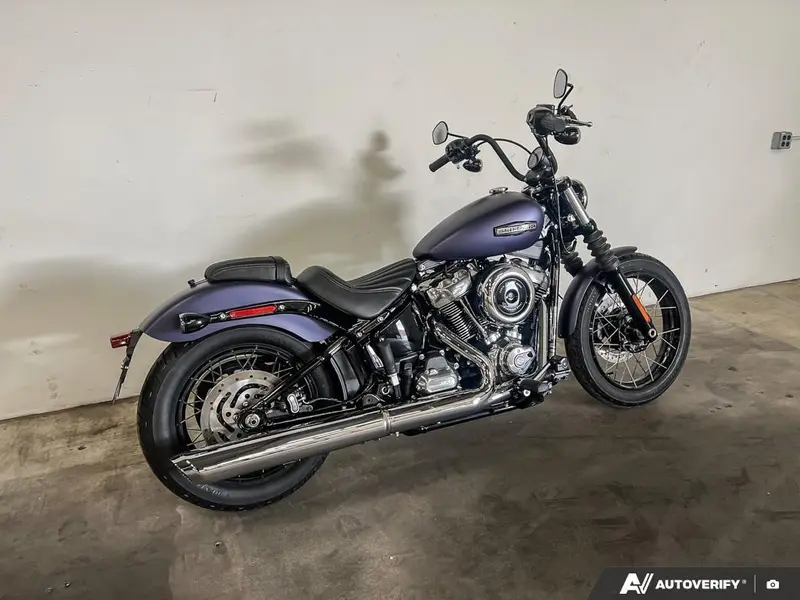 2025 Harley-Davidson FXBB - Street Bob® thumbnail 23