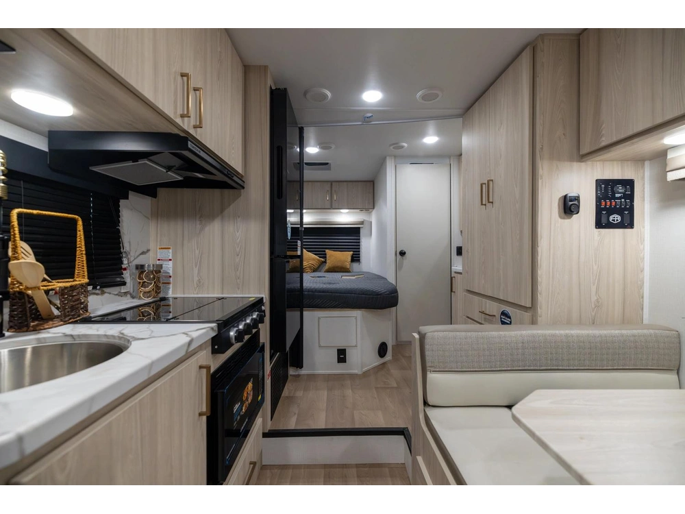 2026 East West By Forest River Entrada 2000ns alt