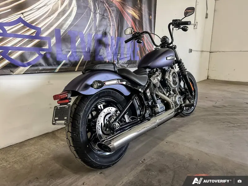 2025 Harley-Davidson FXBB - Street Bob® thumbnail 7