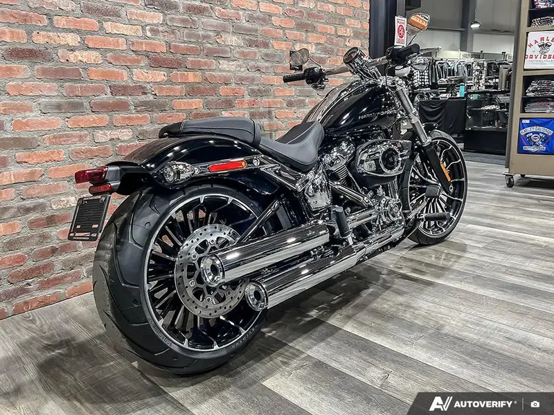 2025 Harley-Davidson FXBR - Breakout™ thumbnail 7