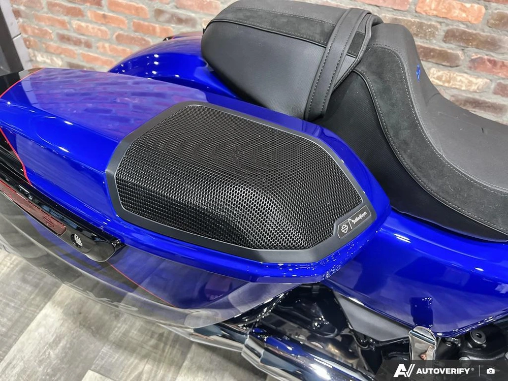 2025 Harley-davidson Flhxse - Cvo™ Street Glide™ alt