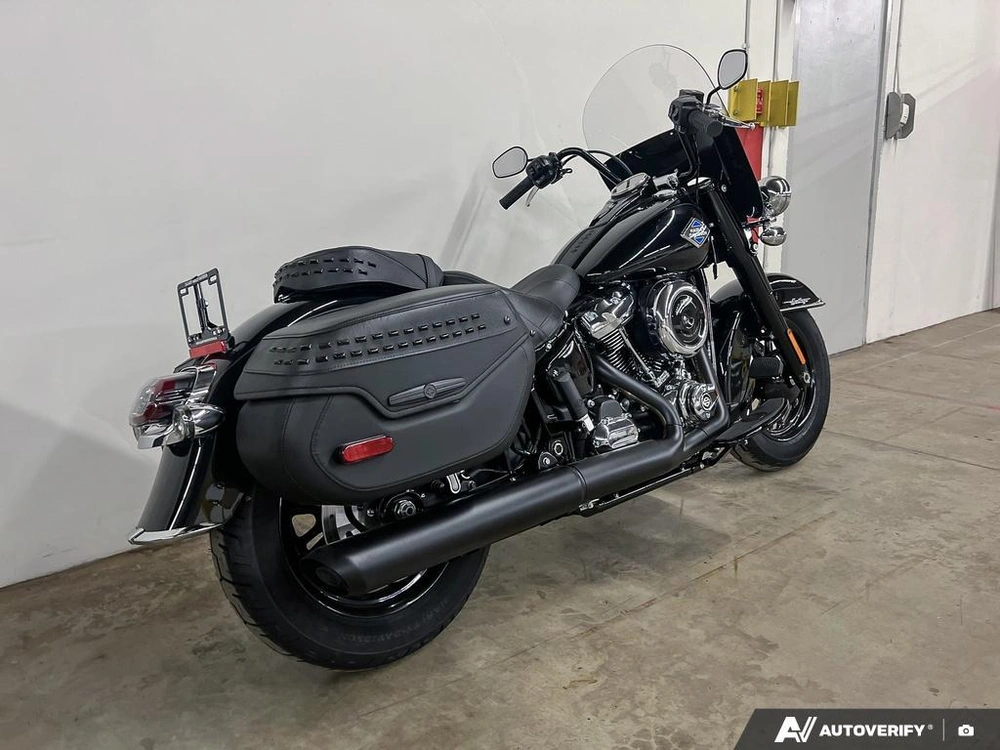 2025 Harley-davidson Flhc - Heritage Classic alt
