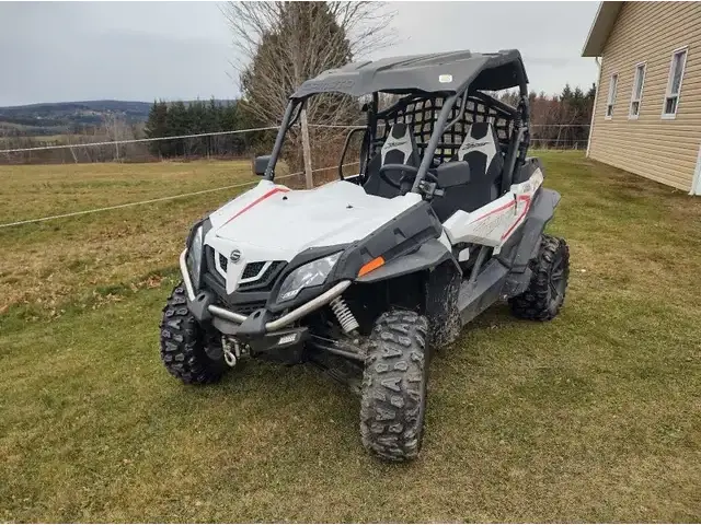 2022 CFMOTO ZFORCE 800