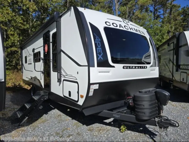 Coachmen APEX ULTRA-LITE 241BHS 2025
