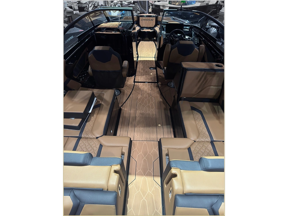 2025 Yamaha 255xd + $2,500 Water Package! 3.99% Financing & No Luxury Tax* alt