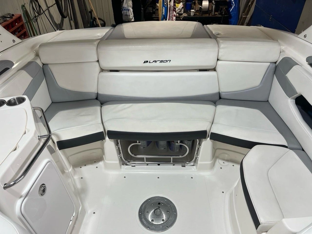 2013 Larson Lxi 258 Io Merc8.2 Mpi B3 380hp alt