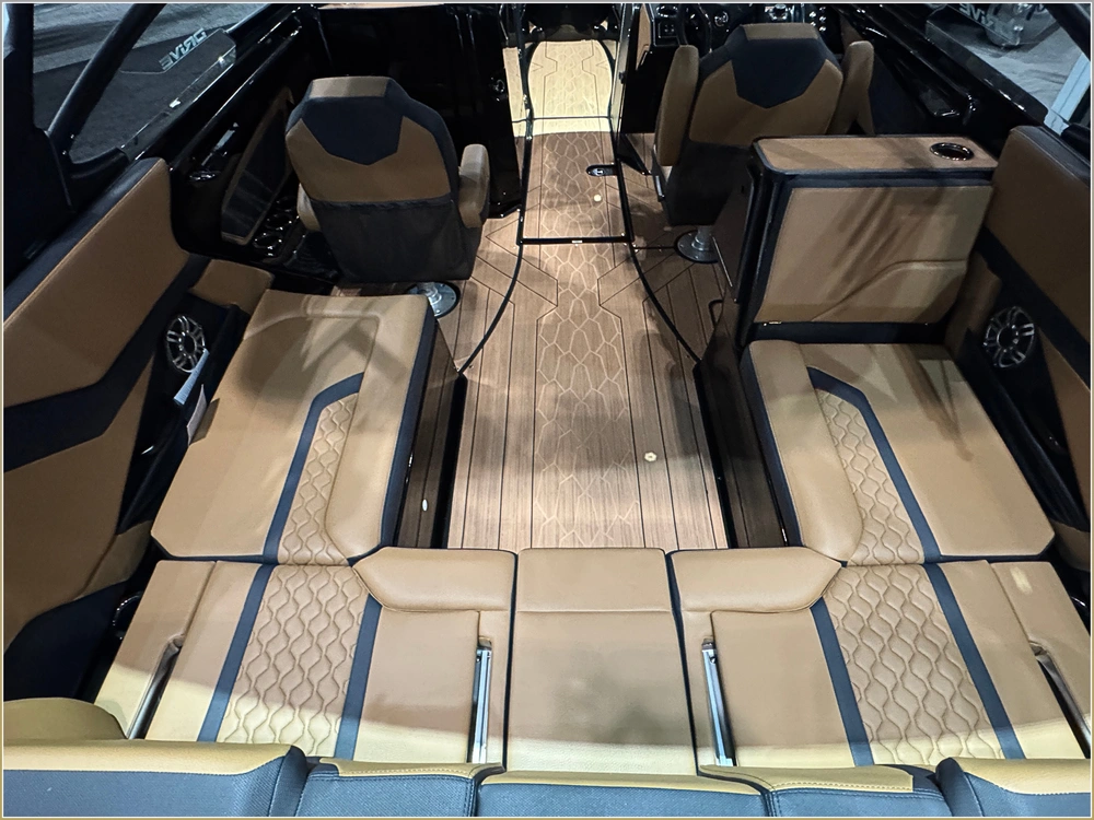 2025 Yamaha 255xd + $2,500 Water Package! 3.99% Financing & No Luxury Tax* alt