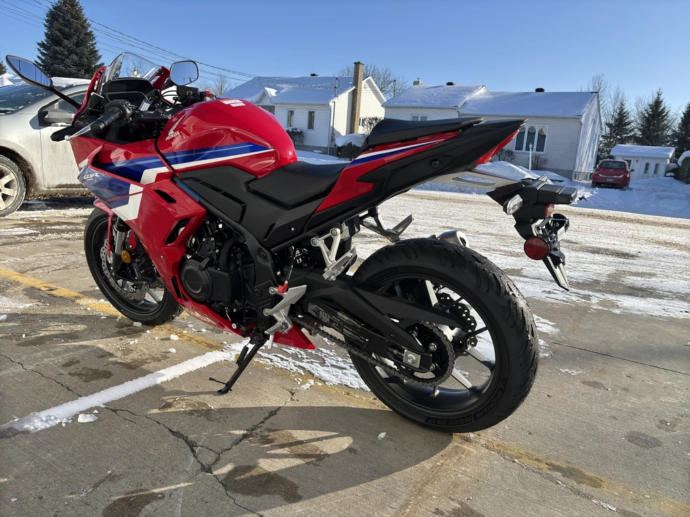 Honda Cbr500r 2025 alt