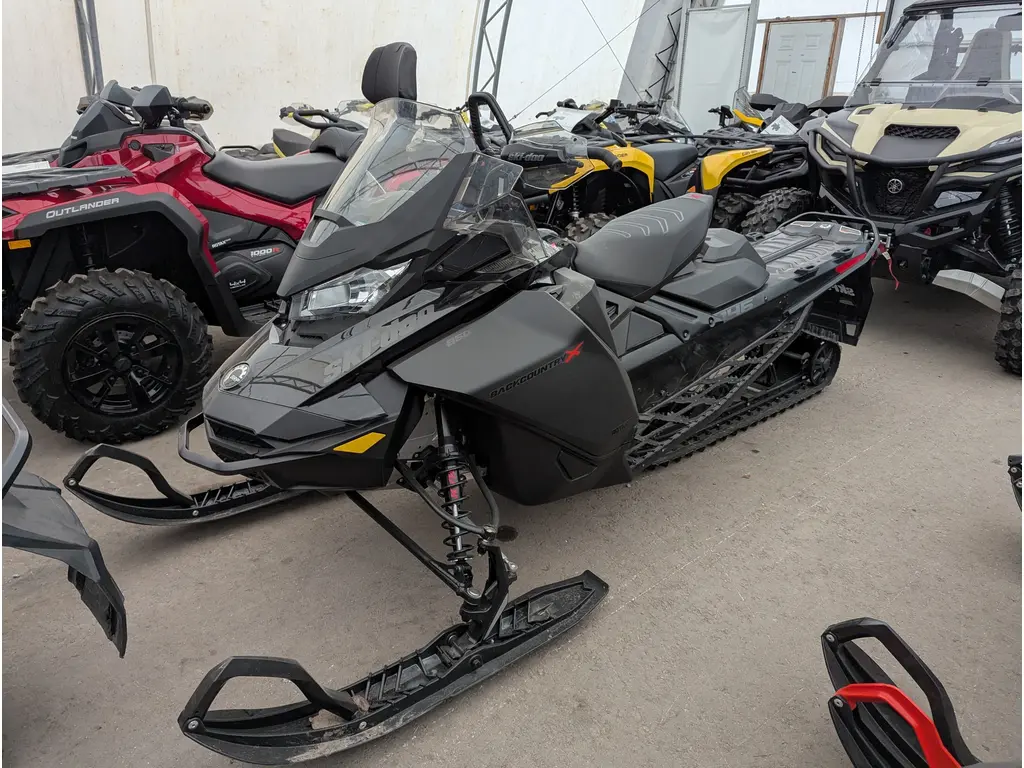 2022 Ski-Doo SM BCK X 850 E BK 146 1.6IC 22 850 E-TEC®