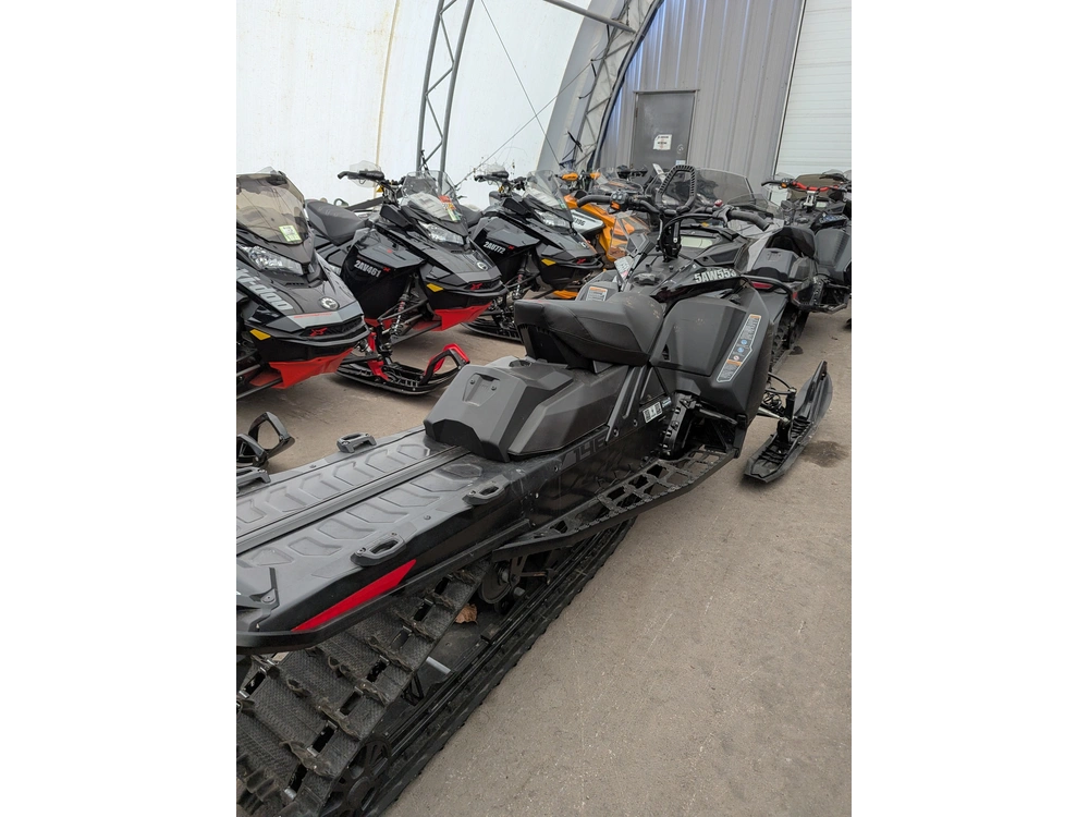 2022 Ski-doo Sm Bck X 850 E Bk 146 1.6ic 22 850 E-tec® 5617 Km alt