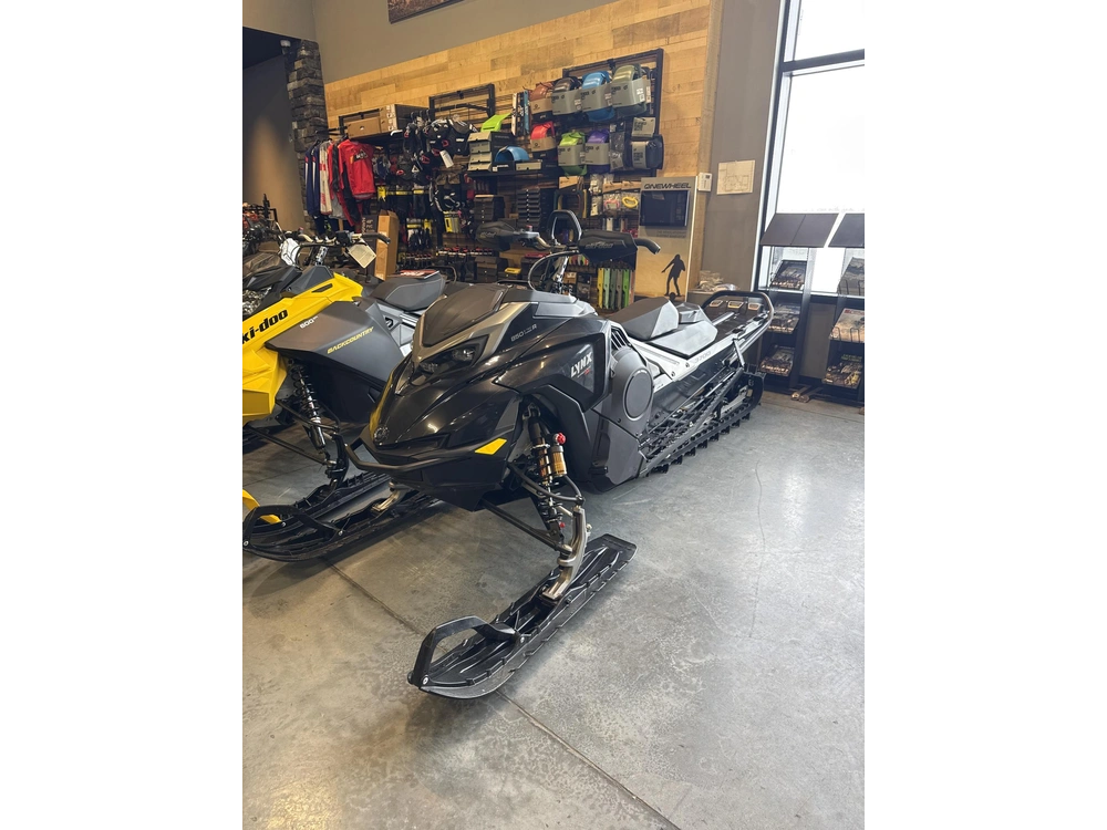 2024 Lynx Shreder Re 850 Turbo 146 2.5 Black Demo alt