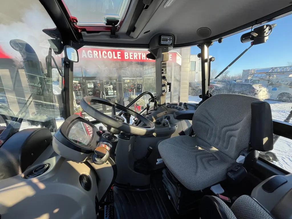 Case IH Farmall 90C 2017