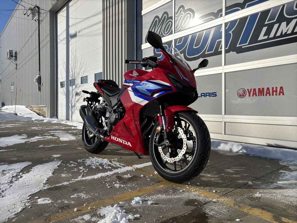 Honda Cbr500r 2025 alt