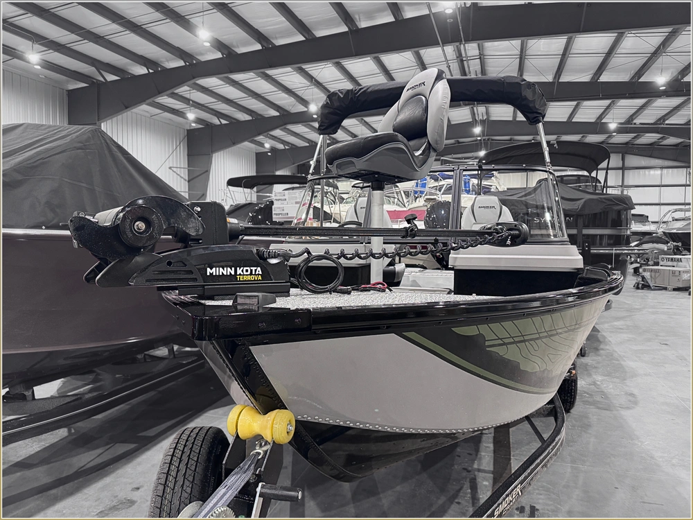 2025 Smoker-craft Adventurer 188 Dc Pro Contour Package - Sale Ends September 30th – Act Fast! No Luxury Tax* alt