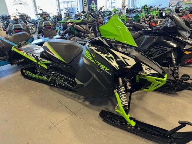 2018 Arctic Cat XF 8000 HIGH COUNTRY 153 » X 1 3/4