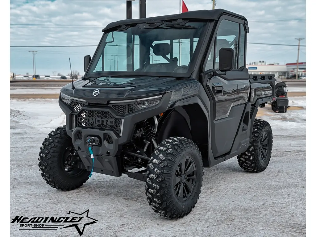 2025 CFMOTO UFORCE U10 PRO HIGHLAND // Nebula Black 