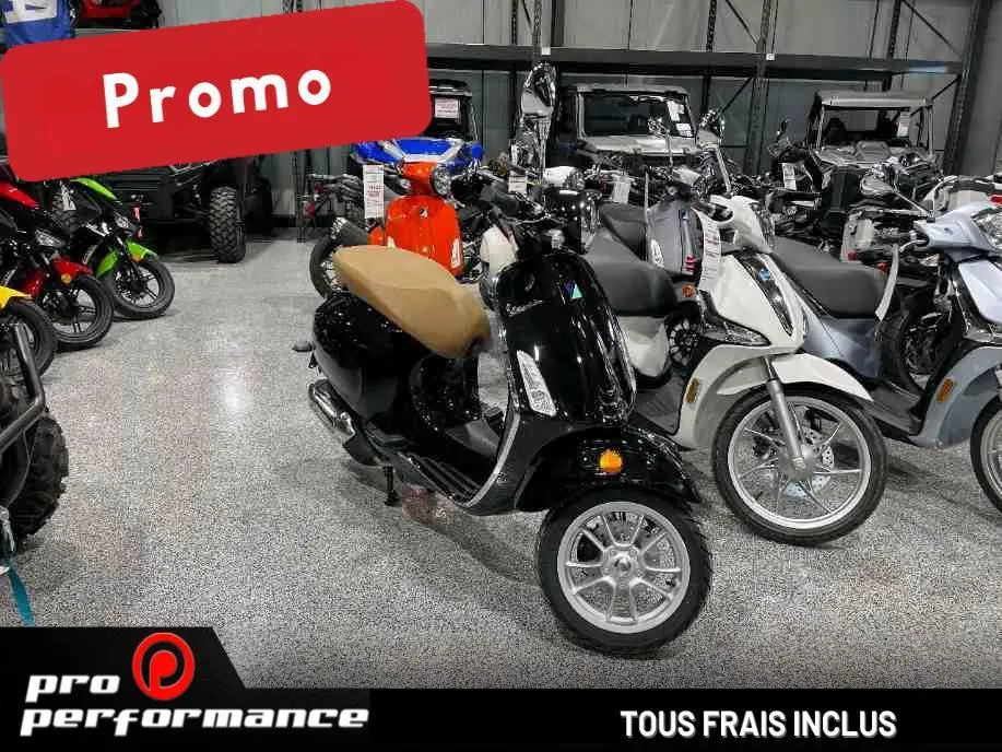 2023 Vespa Primavera 50 iGet