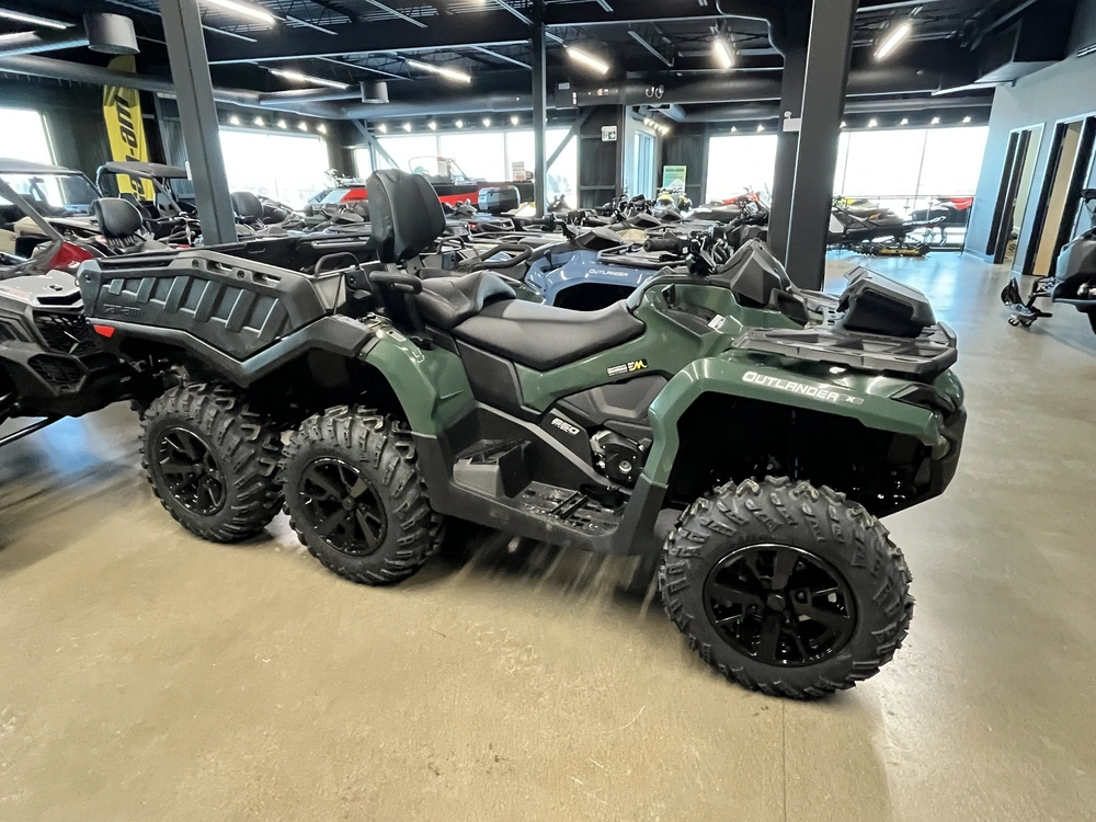 Can-am Outlander 6x6 650 2025 alt