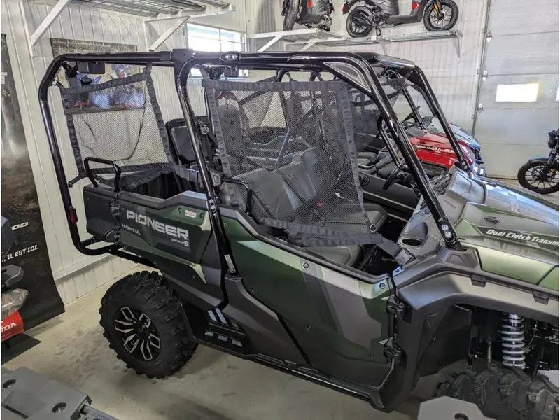 2025 Honda Pioneer 1000-5P Trail thumbnail 6